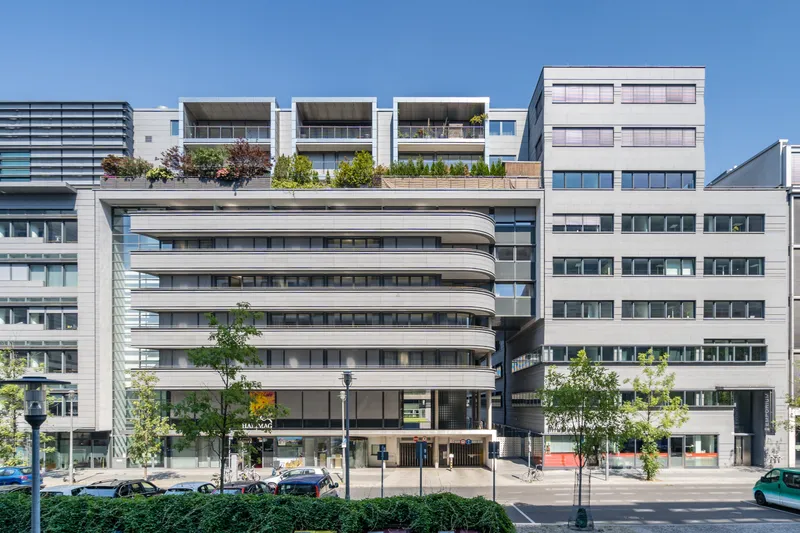 Einmalige Maisonette-Wohnung, Sauna & TG-Stellplatz am Gendarmenmarkt — photo 1